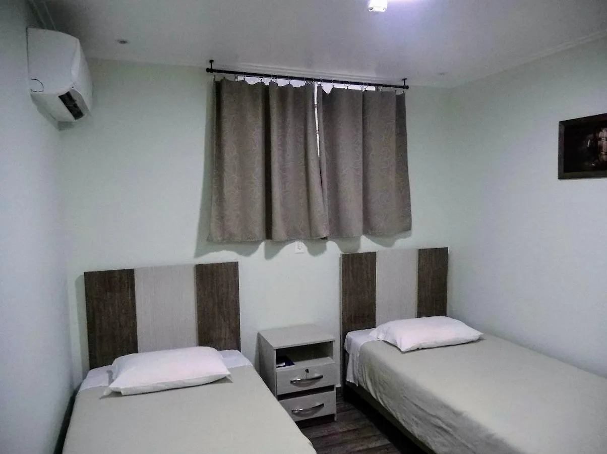 Wander Pub Hotel Valoes 0*,  Brasile